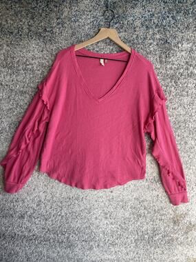 Plush Sweater Womens XL Pink Ruffle Sleeve Waffle Knit Pullover Urban Outfitters